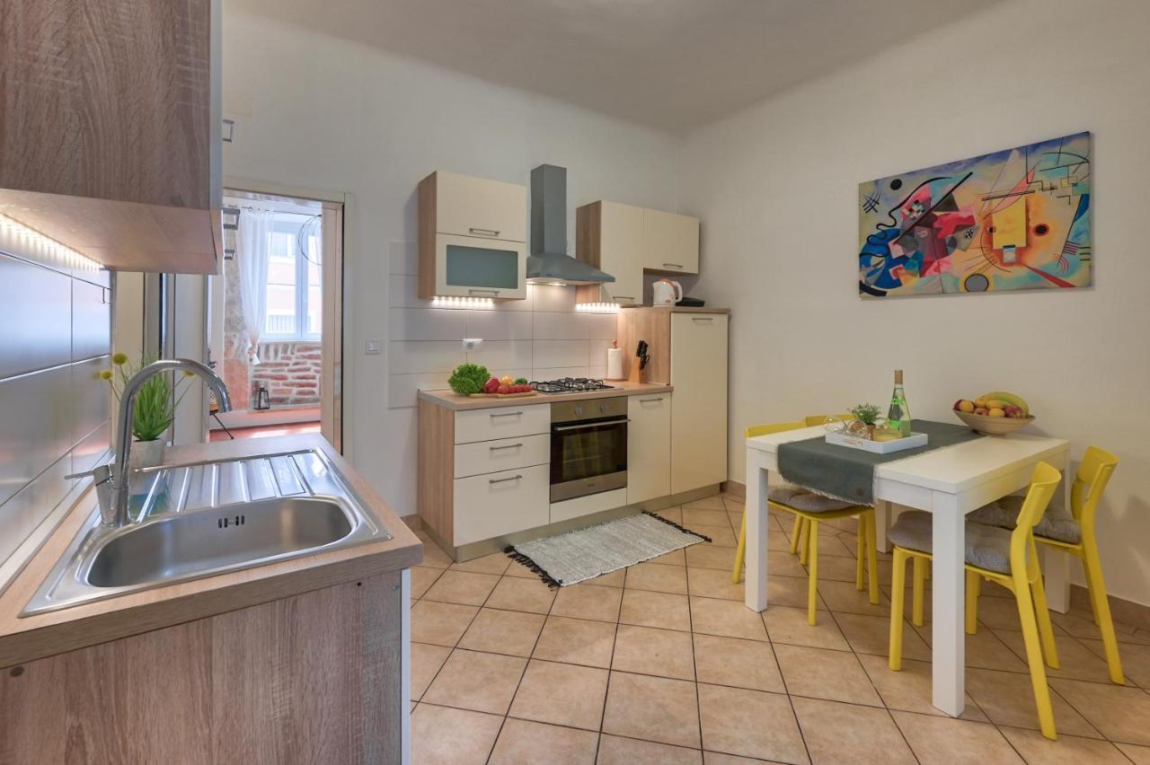 Arena City Apartment Pula Exterior photo