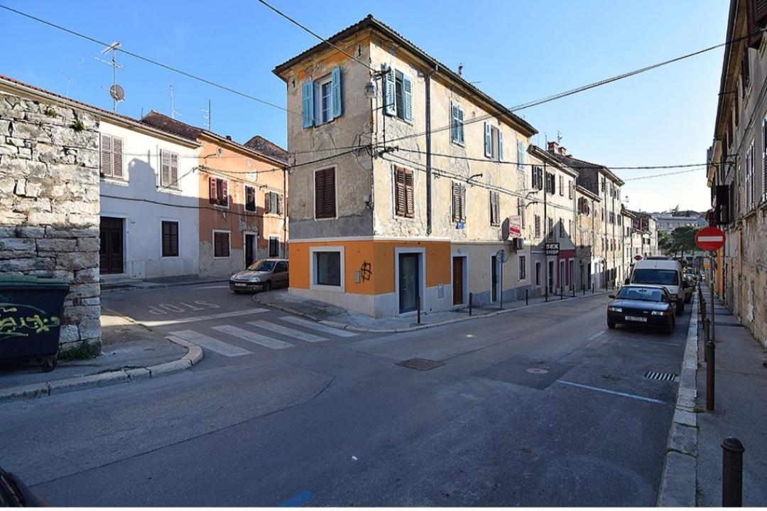 Arena City Apartment Pula Exterior photo