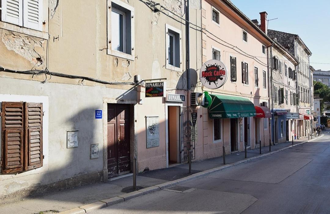Arena City Apartment Pula Exterior photo